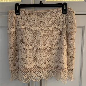 💥 Jennifer Lopez JLo Lace Crochet Mini Skirt - Cream